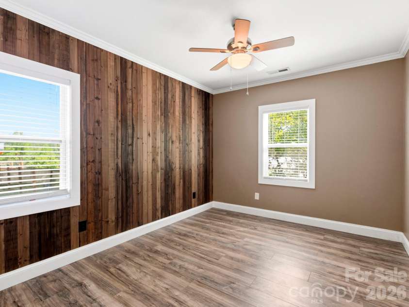 3333 Chimney Rock Road, Hendersonville, NC 28792.  MLS# CAR4349210, YatesRealty ID 19539. Additional Bedroom