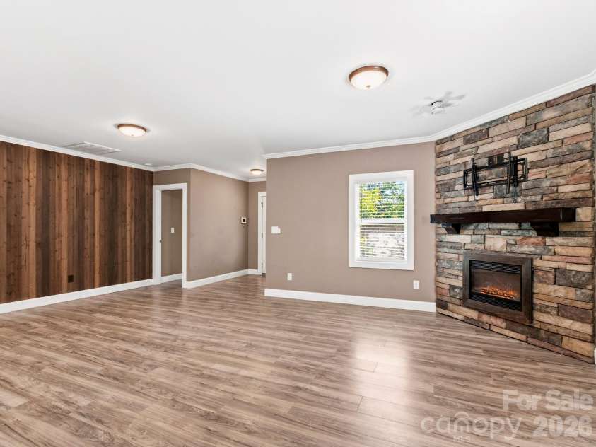3333 Chimney Rock Road, Hendersonville, NC 28792.  MLS# CAR4349210, YatesRealty ID 19539. Electric Fireplace Insert