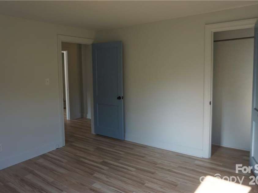 295 Merrills Cove Road, Asheville, NC 28803.  MLS# CAR4202644, YatesRealty ID 1954. 