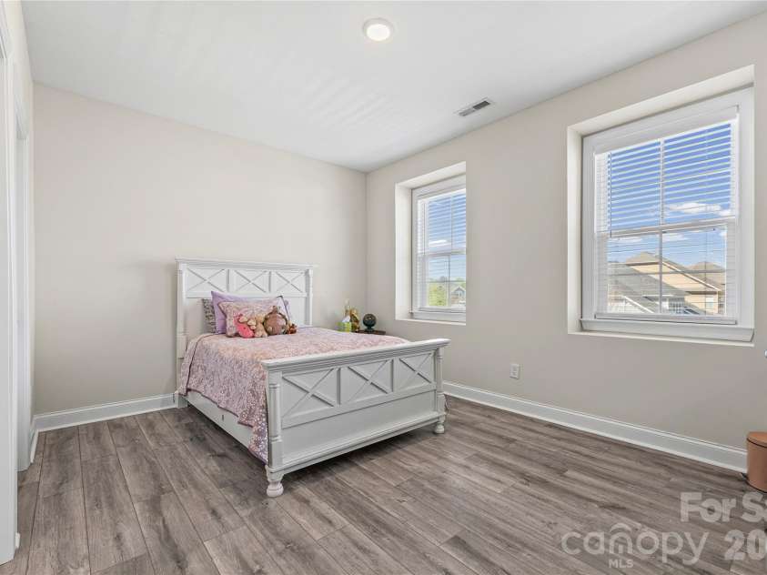 455 Brier Knob Drive, Fort Mill, SC 29715.  MLS# CAR4335244, YatesRealty ID 19540. 
