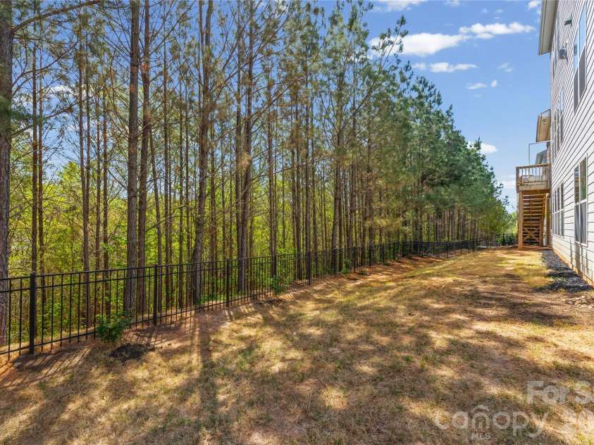 455 Brier Knob Drive, Fort Mill, SC 29715.  MLS# CAR4335244, YatesRealty ID 19540. 