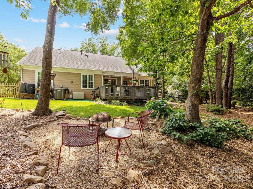 13600 Seastone Lane, Pineville, NC 28134.  MLS# CAR4269521, YatesRealty ID 19541. 