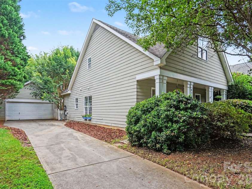 8214 Ballymore Court, Huntersville, NC 28078.  MLS# CAR4377717, YatesRealty ID 19542. 