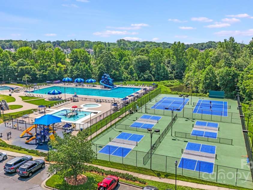 9800 Walkers Glen Drive, Concord, NC 28027.  MLS# CAR4265265, YatesRealty ID 19543. FANTASTIC FACILITIES AT MOSS CREEK FOR YOUR FAMILY TO ENJOY!