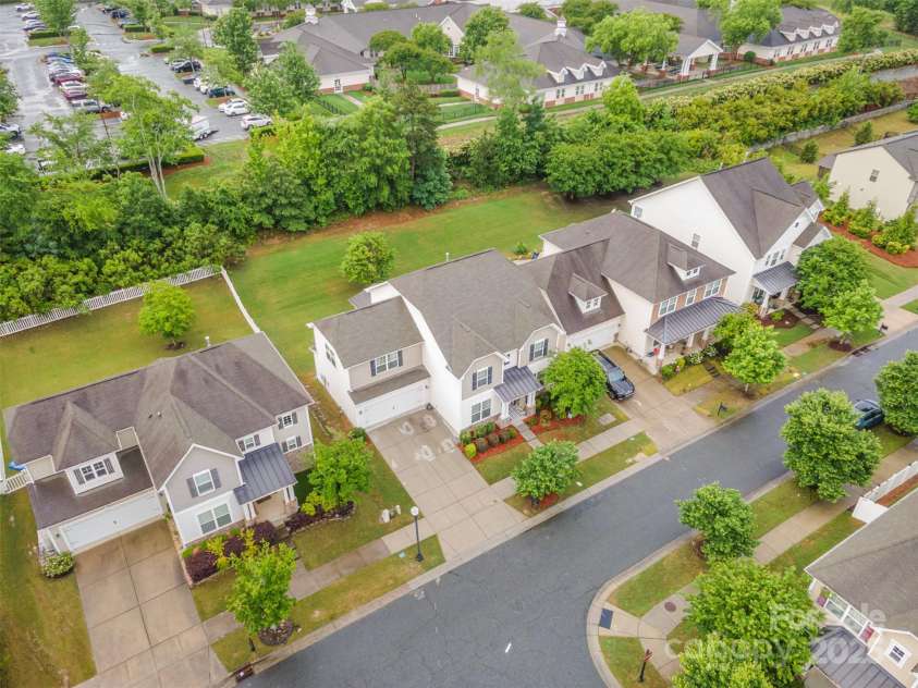 12832 Heath Grove Drive, Huntersville, NC 28078.  MLS# CAR4258829, YatesRealty ID 19544. 