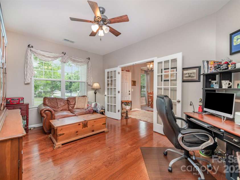 12832 Heath Grove Drive, Huntersville, NC 28078.  MLS# CAR4258829, YatesRealty ID 19544. 