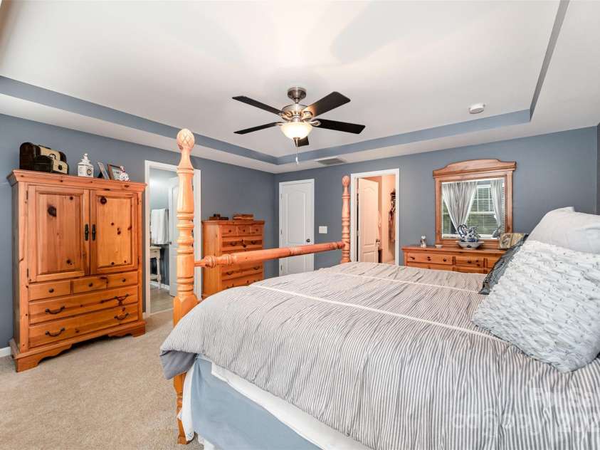 12832 Heath Grove Drive, Huntersville, NC 28078.  MLS# CAR4258829, YatesRealty ID 19544. 