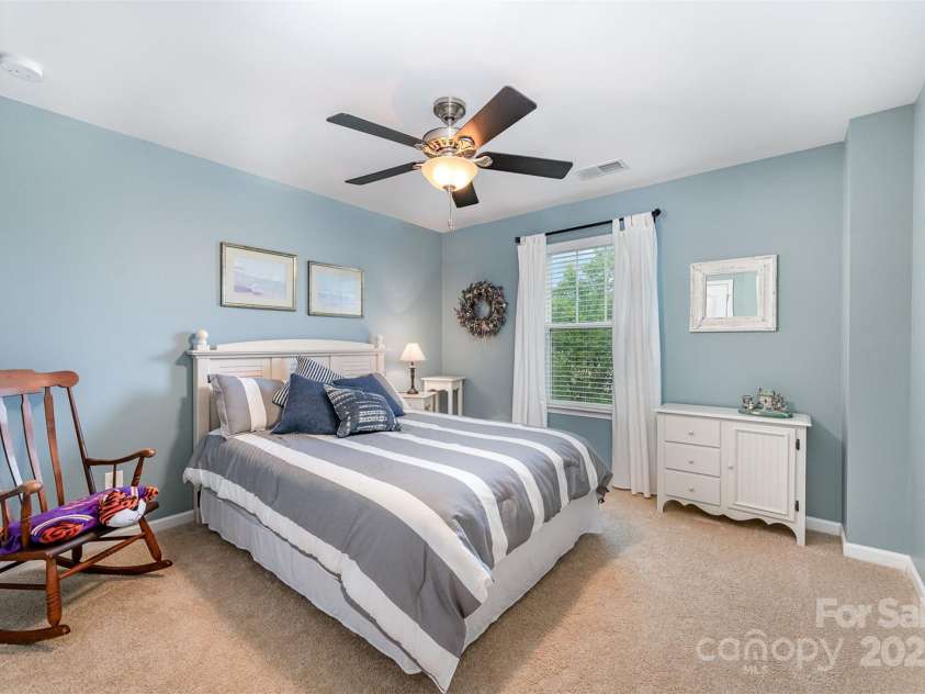 12832 Heath Grove Drive, Huntersville, NC 28078.  MLS# CAR4258829, YatesRealty ID 19544. 