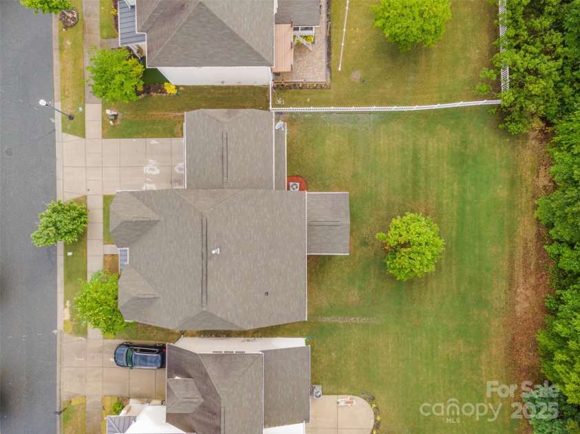 12832 Heath Grove Drive, Huntersville, NC 28078.  MLS# CAR4258829, YatesRealty ID 19544. 