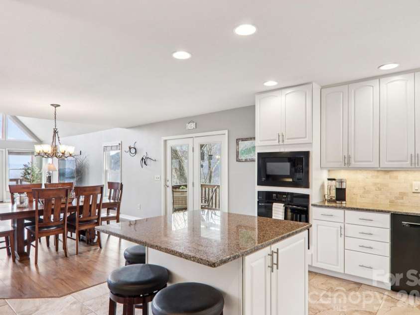 208 Buckeye Road, Maggie Valley, NC 28751.  MLS# CAR4372211, YatesRealty ID 19545. 