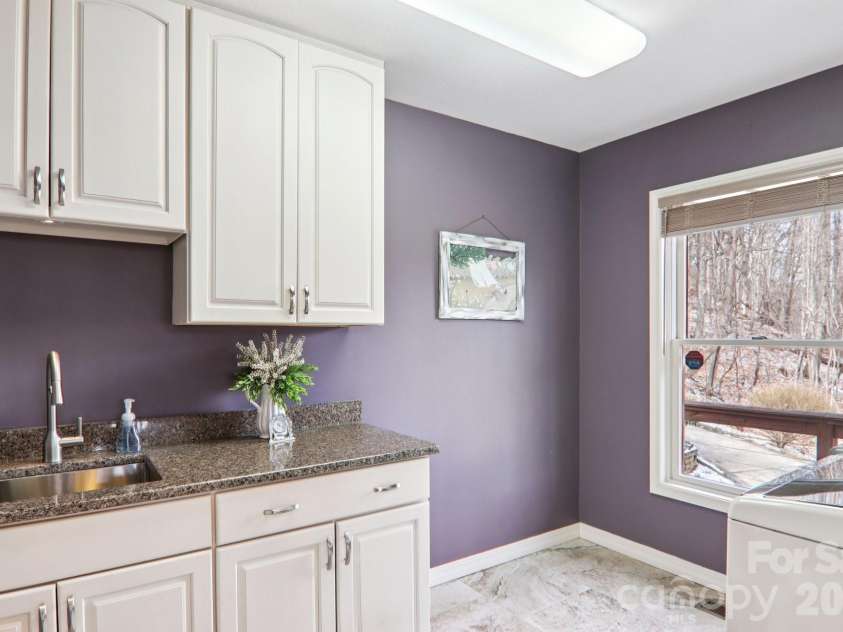 208 Buckeye Road, Maggie Valley, NC 28751.  MLS# CAR4372211, YatesRealty ID 19545. Laundry