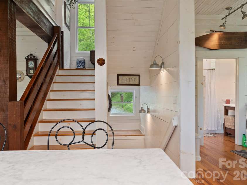 580 Split Pine Cove, Clyde, NC 28721.  MLS# CAR4375896, YatesRealty ID 19546. 