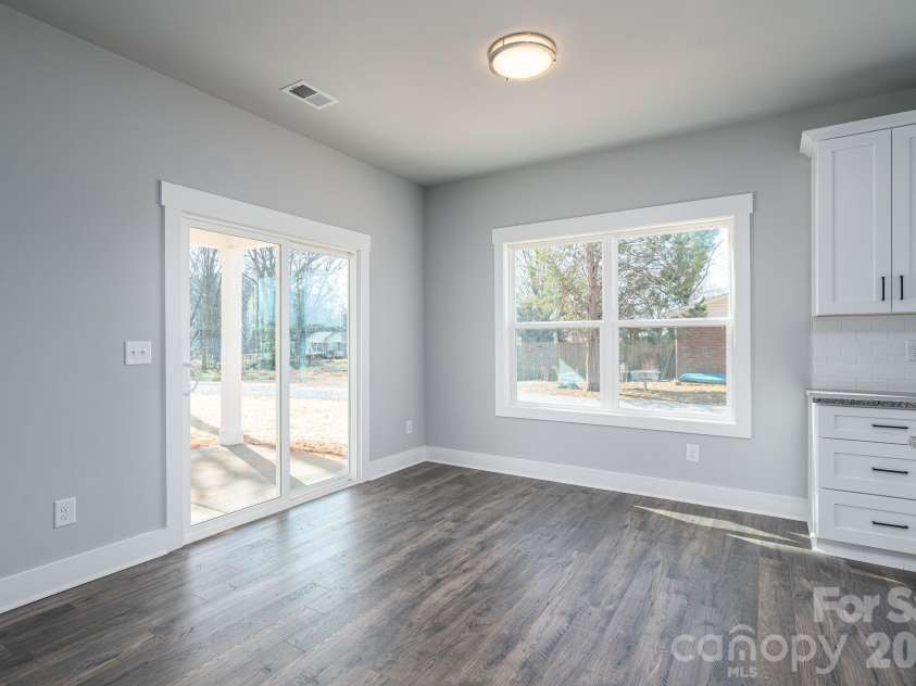 318 Sunrise Circle, Shelby, NC 28150.  MLS# CAR4343475, YatesRealty ID 19548. 