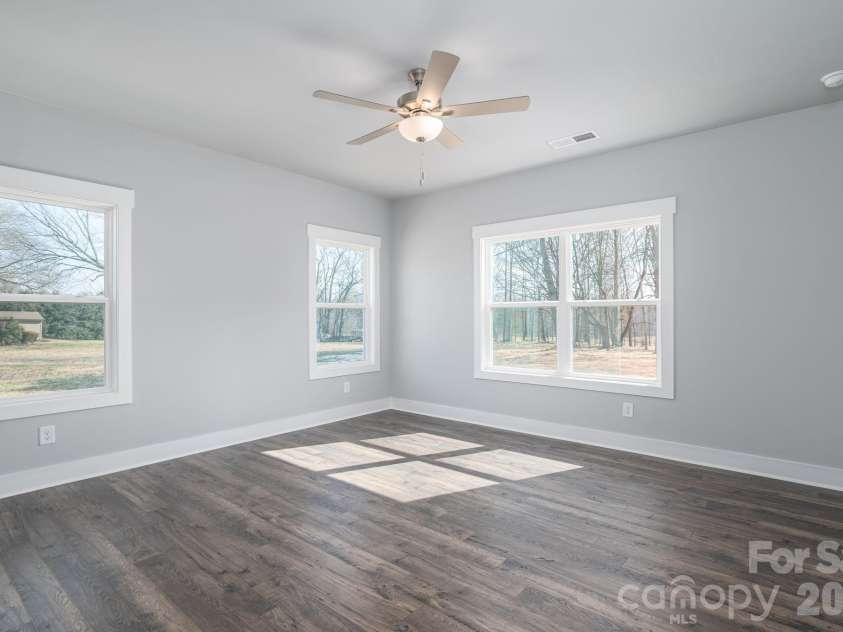 318 Sunrise Circle, Shelby, NC 28150.  MLS# CAR4343475, YatesRealty ID 19548. 