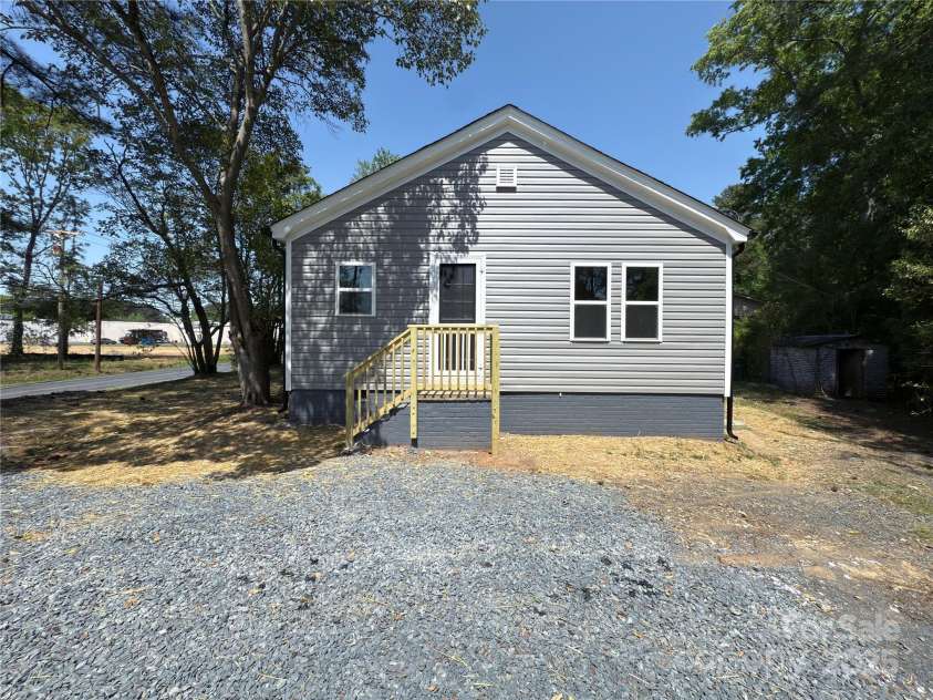 589 Fork Road, Norwood, NC 28128.  MLS# CAR4248834, YatesRealty ID 19548. 