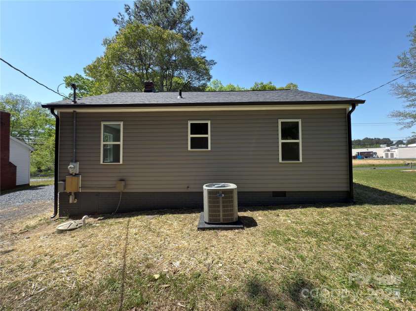 589 Fork Road, Norwood, NC 28128.  MLS# CAR4248834, YatesRealty ID 19548. 
