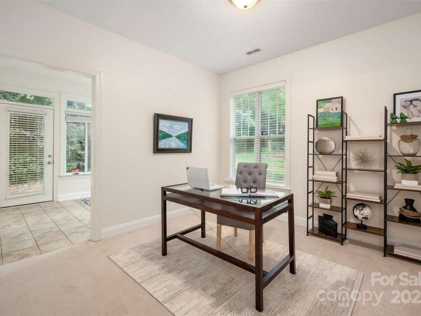 2941 Bellasera Way, Matthews, NC 28105.  MLS# CAR4226278, YatesRealty ID 19549. Nice sized office or flex space located just off the dining room and front entry.