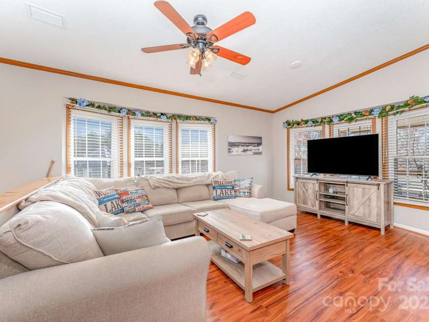 231 Badin View Road, New London, NC 28127.  MLS# CAR4152062, YatesRealty ID 1955. 