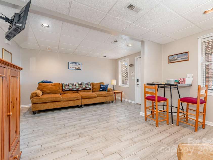 231 Badin View Road, New London, NC 28127.  MLS# CAR4152062, YatesRealty ID 1955. 
