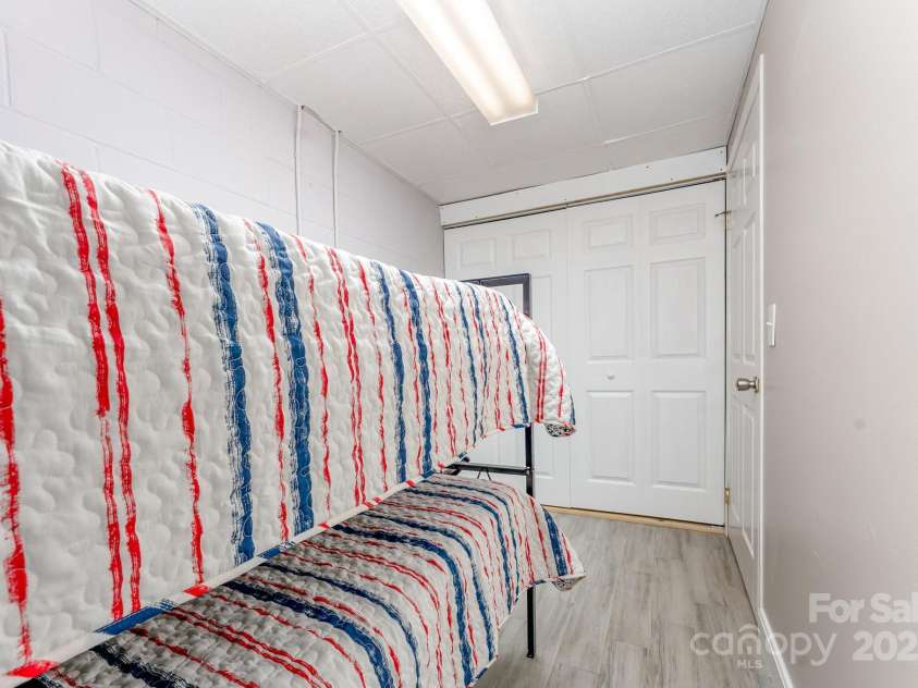 231 Badin View Road, New London, NC 28127.  MLS# CAR4152062, YatesRealty ID 1955. 