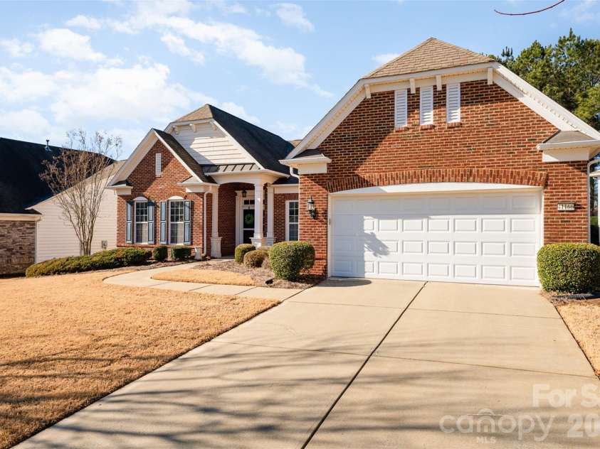 41166 Calla Lily Street, Fort Mill, SC 29707.  MLS# CAR4342125, YatesRealty ID 1955. 