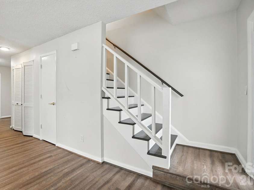 1101 Surry Lane, Gastonia, NC 28054.  MLS# CAR4362418, YatesRealty ID 19551. 