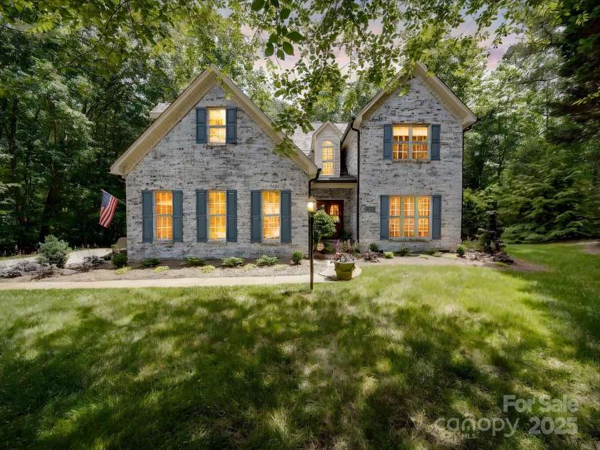 4715 Lenden Hall Court, Gastonia, NC 28056.  MLS# CAR4260504, YatesRealty ID 19552. 