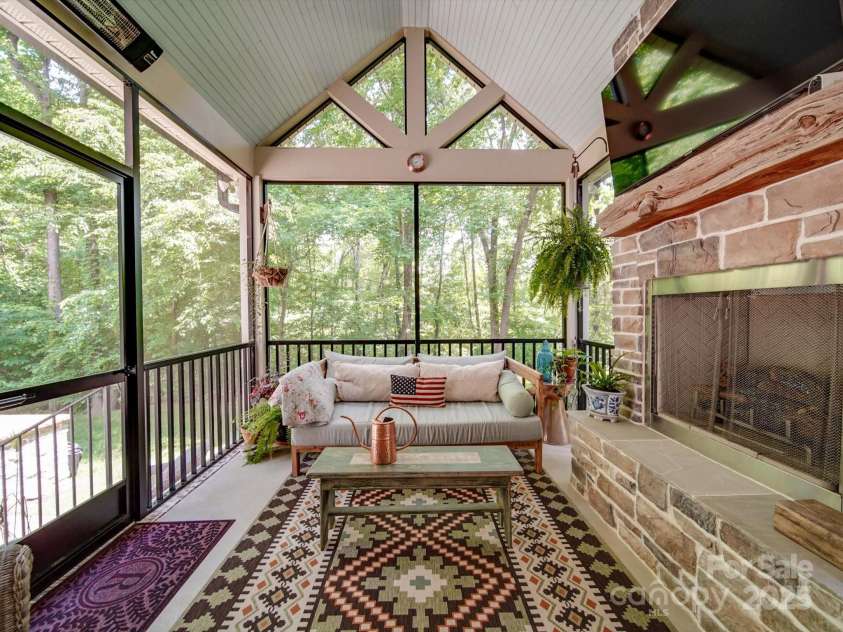 4715 Lenden Hall Court, Gastonia, NC 28056.  MLS# CAR4260504, YatesRealty ID 19552. 