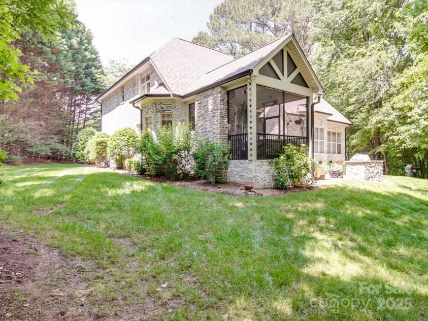 4715 Lenden Hall Court, Gastonia, NC 28056.  MLS# CAR4260504, YatesRealty ID 19552. 