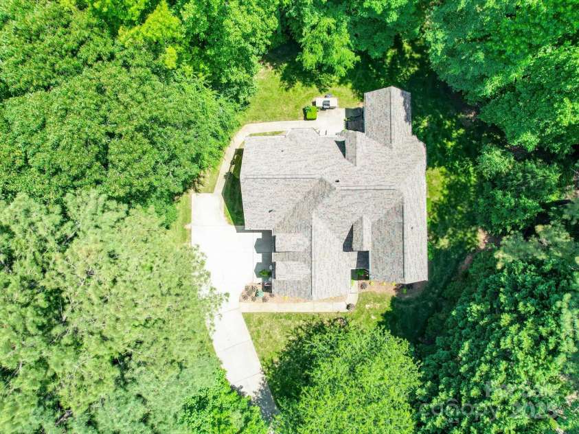 4715 Lenden Hall Court, Gastonia, NC 28056.  MLS# CAR4260504, YatesRealty ID 19552. 