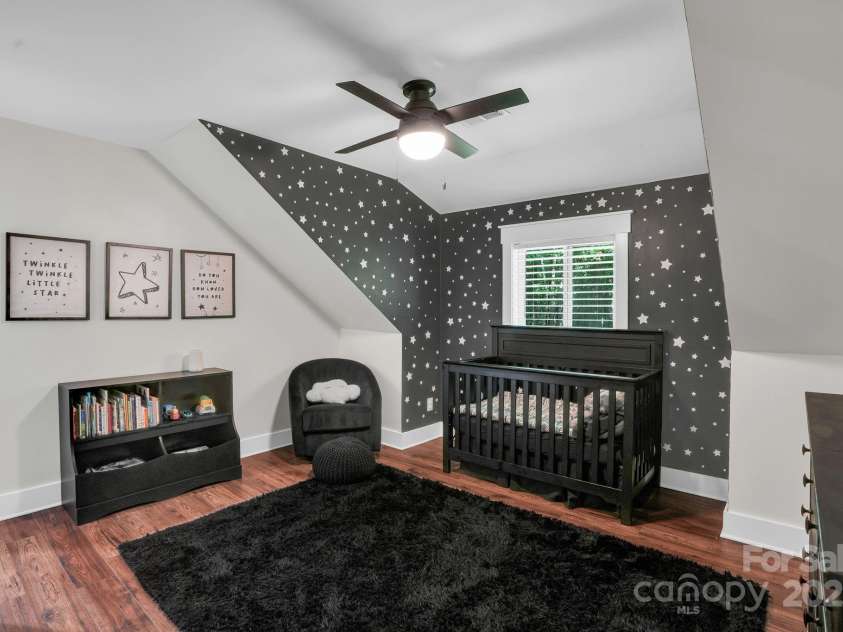 316 Wade Hampton Drive, Matthews, NC 28104.  MLS# CAR4269122, YatesRealty ID 19553. 