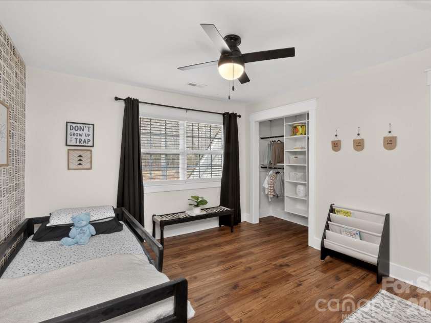 316 Wade Hampton Drive, Matthews, NC 28104.  MLS# CAR4337891, YatesRealty ID 19553. 