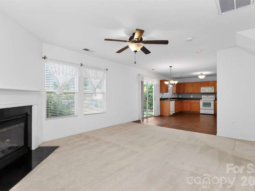 1723 Rustic Arch Way, Huntersville, NC 28078.  MLS# CAR4374734, YatesRealty ID 19555. 