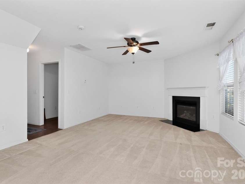 1723 Rustic Arch Way, Huntersville, NC 28078.  MLS# CAR4374734, YatesRealty ID 19555. 