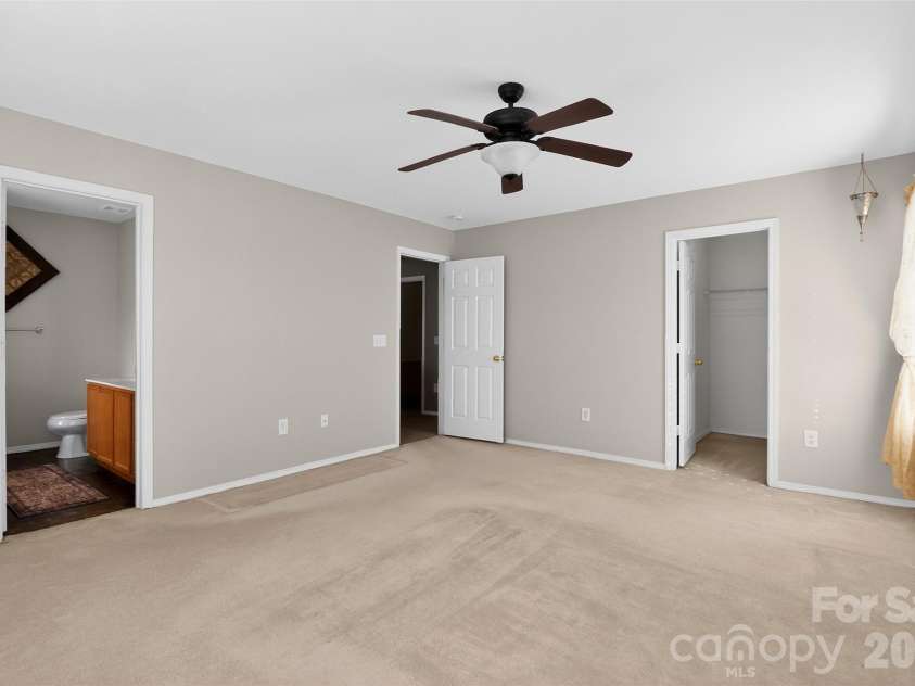 1723 Rustic Arch Way, Huntersville, NC 28078.  MLS# CAR4374734, YatesRealty ID 19555. 