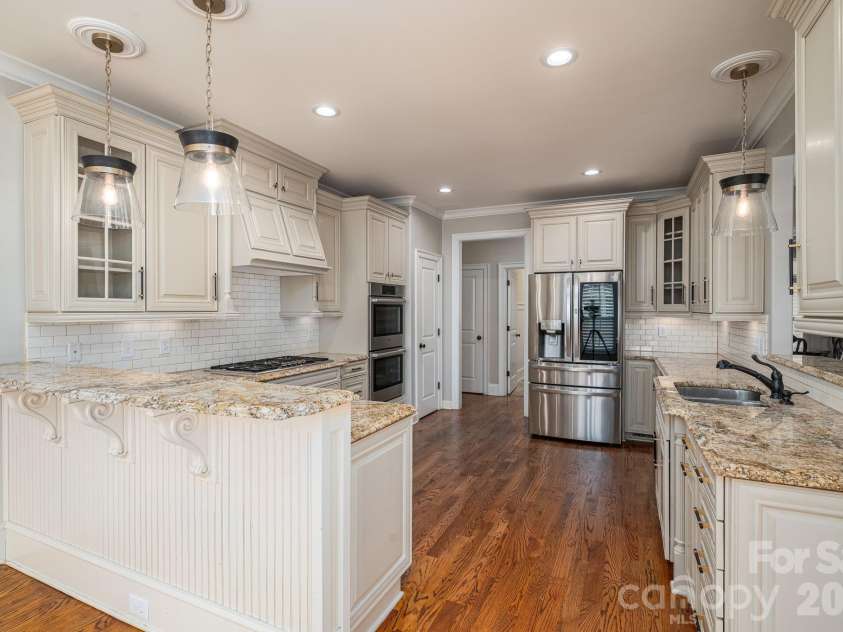 6627 Harbor Oaks Drive, Denver, NC 28037.  MLS# CAR4366457, YatesRealty ID 19556. 