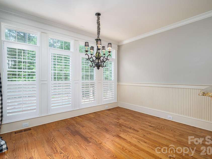 6627 Harbor Oaks Drive, Denver, NC 28037.  MLS# CAR4366457, YatesRealty ID 19556. 