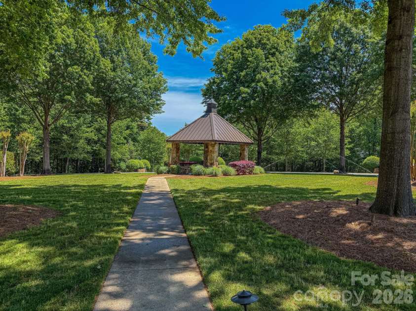 6627 Harbor Oaks Drive, Denver, NC 28037.  MLS# CAR4366457, YatesRealty ID 19556. 