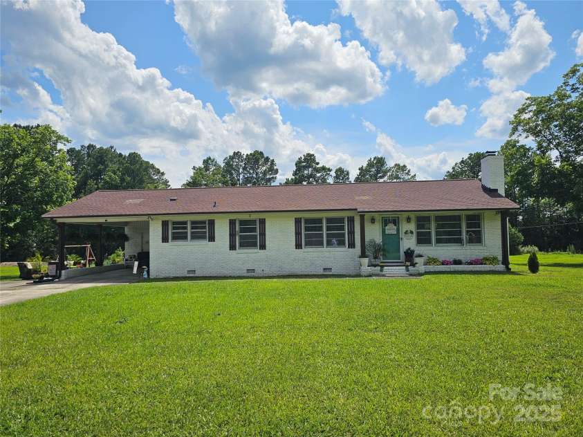 3546 Kershaw Camden Highway, Lancaster, SC 29720.  MLS# CAR4271081, YatesRealty ID 19558. 