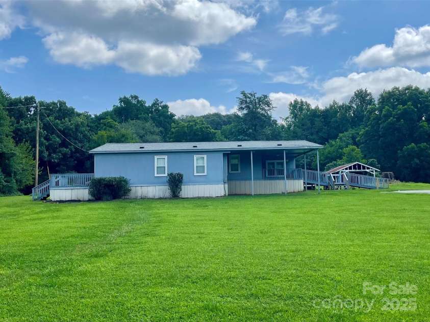 1406 Old Puckett Place, York, SC 29745.  MLS# CAR4297258, YatesRealty ID 19559. 