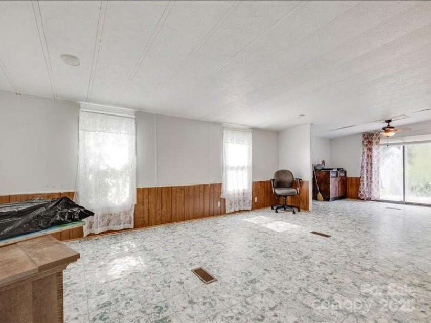 1406 Old Puckett Place, York, SC 29745.  MLS# CAR4297258, YatesRealty ID 19559. 