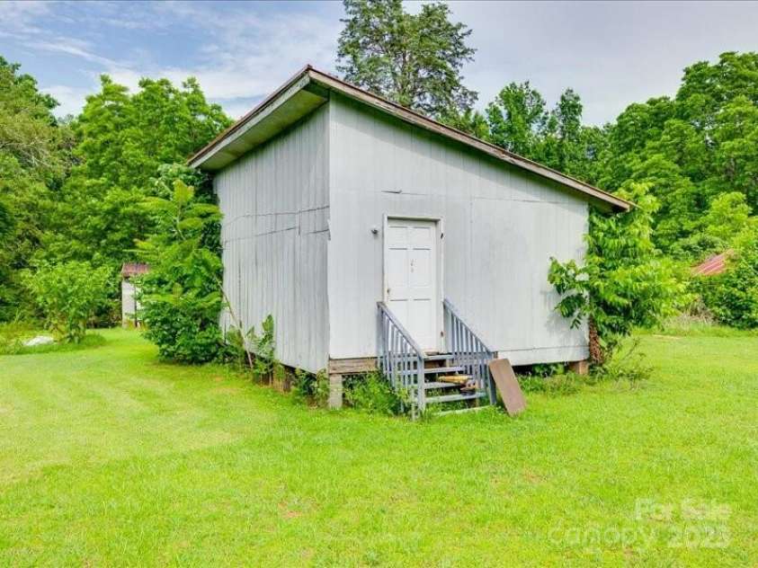 1406 Old Puckett Place, York, SC 29745.  MLS# CAR4297258, YatesRealty ID 19559. 