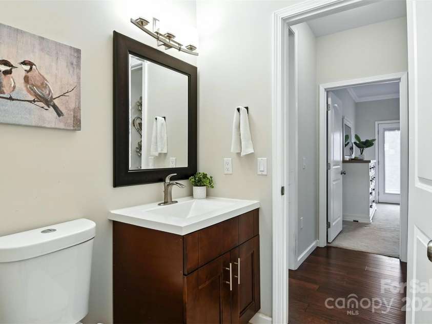 1903 46th Avenue Drive, Hickory, NC 28601.  MLS# CAR4281359, YatesRealty ID 1956. 