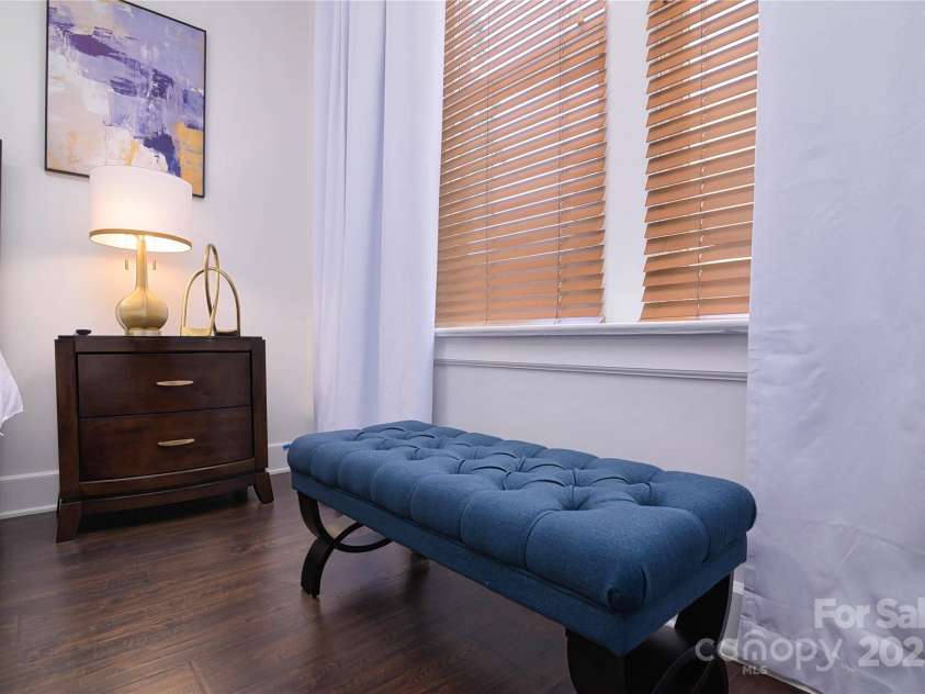 515 Church Street, Charlotte, NC 28202.  MLS# CAR4293861, YatesRealty ID 1956. 