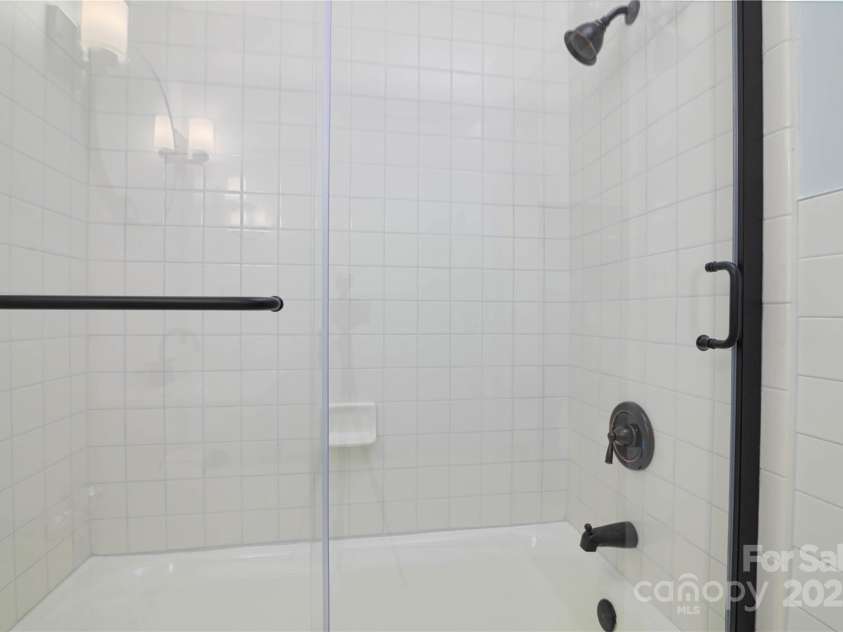 515 Church Street, Charlotte, NC 28202.  MLS# CAR4293861, YatesRealty ID 1956. 