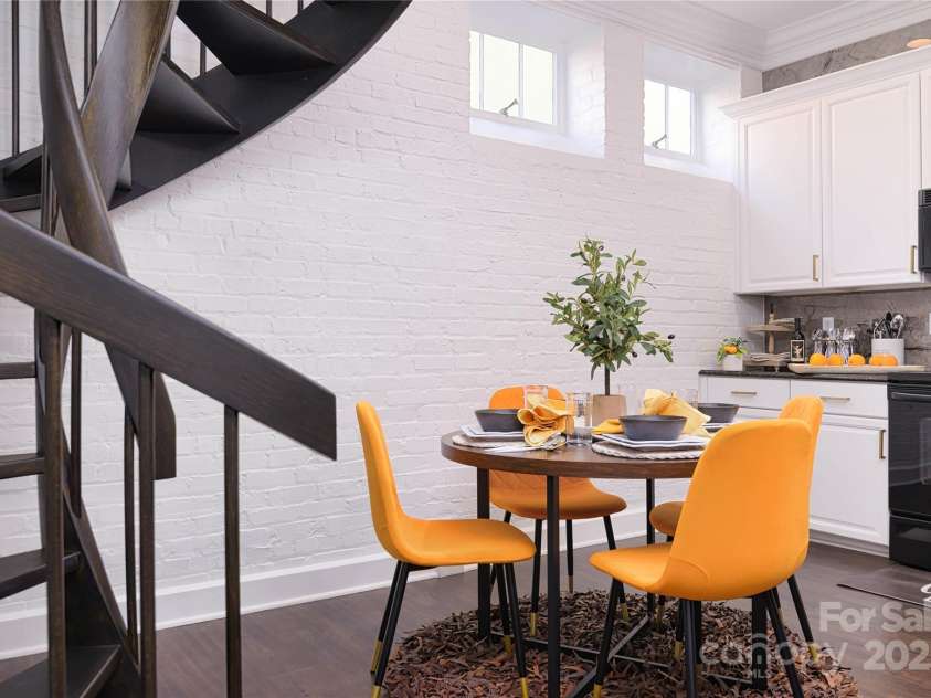 515 Church Street, Charlotte, NC 28202.  MLS# CAR4293861, YatesRealty ID 1956. 