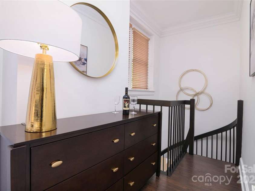 515 Church Street, Charlotte, NC 28202.  MLS# CAR4293861, YatesRealty ID 1956. 