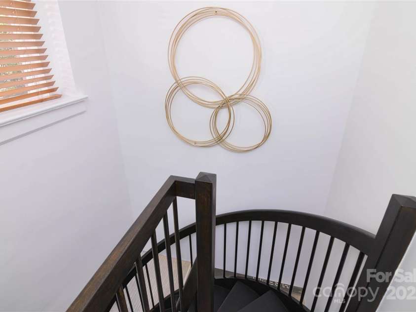 515 Church Street, Charlotte, NC 28202.  MLS# CAR4293861, YatesRealty ID 1956. 