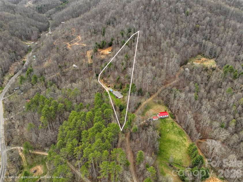 155 Thunderstruck Ridge, Burnsville, NC 28714.  MLS# CAR4365534, YatesRealty ID 19561. Aerial View