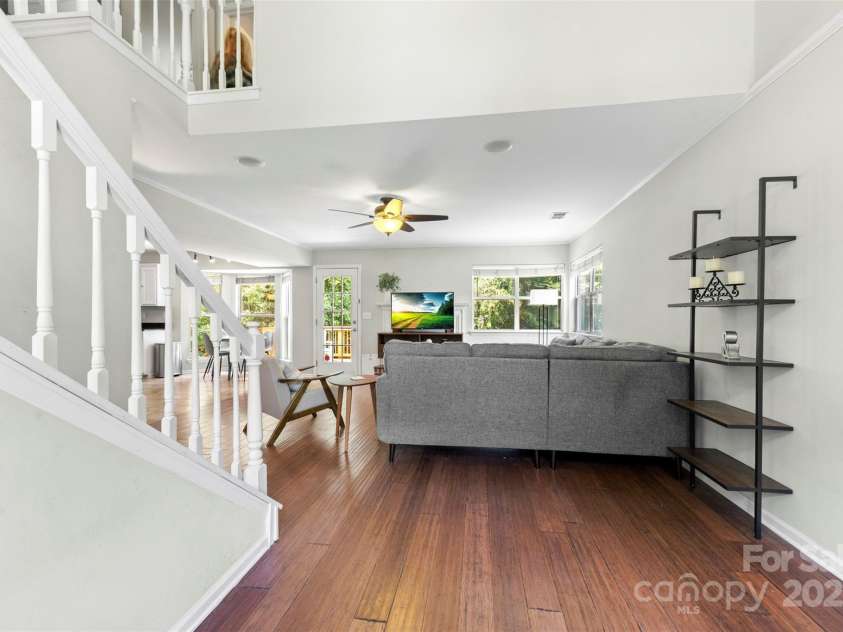 7425 Hubbard Woods Road, Charlotte, NC 28269.  MLS# CAR4269452, YatesRealty ID 19561. 